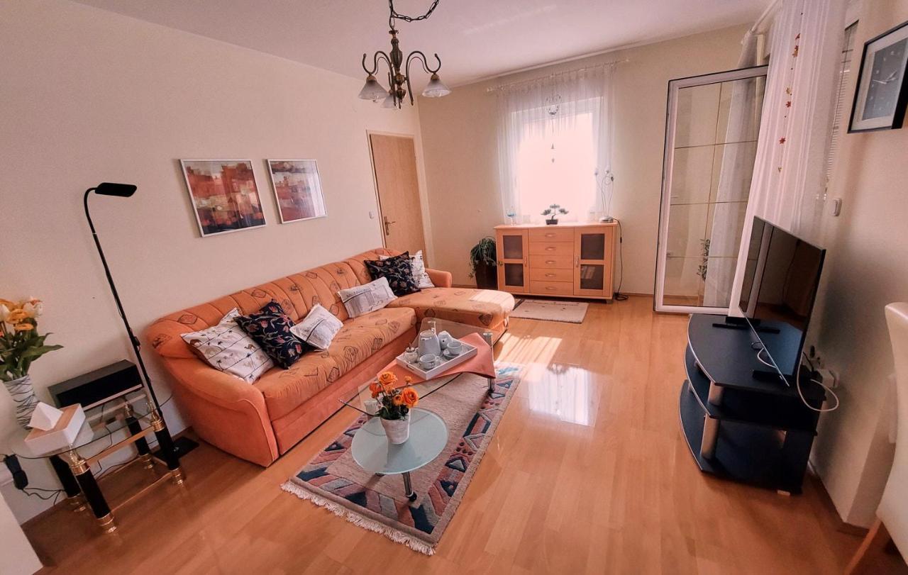 Apartman Nelamore - Krk Town, 300 Meters To The Beach Exterior foto