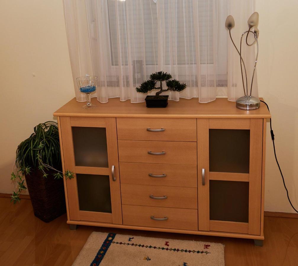 Apartman Nelamore - Krk Town, 300 Meters To The Beach Exterior foto
