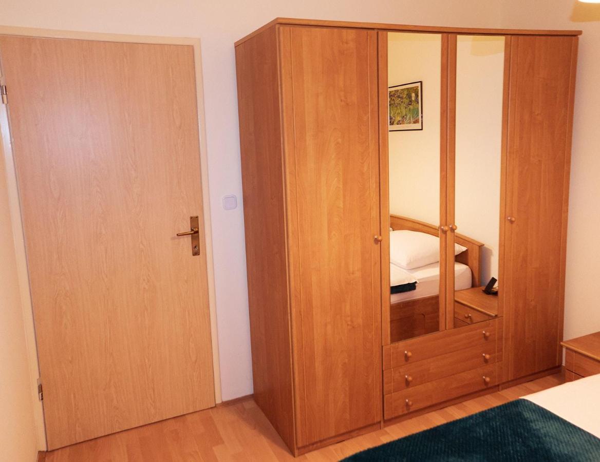 Apartman Nelamore - Krk Town, 300 Meters To The Beach Exterior foto