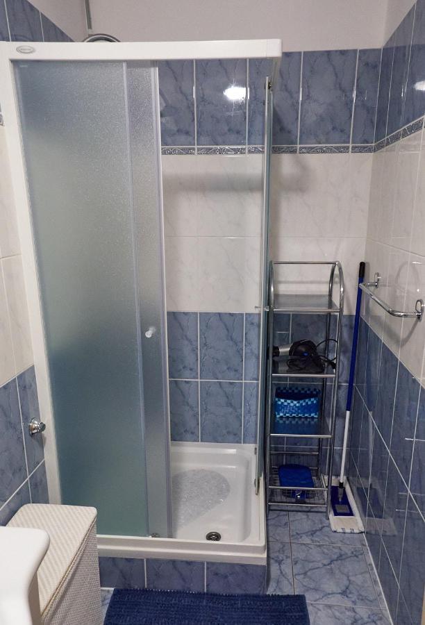 Apartman Nelamore - Krk Town, 300 Meters To The Beach Exterior foto